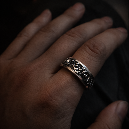 Dark Crown Ring