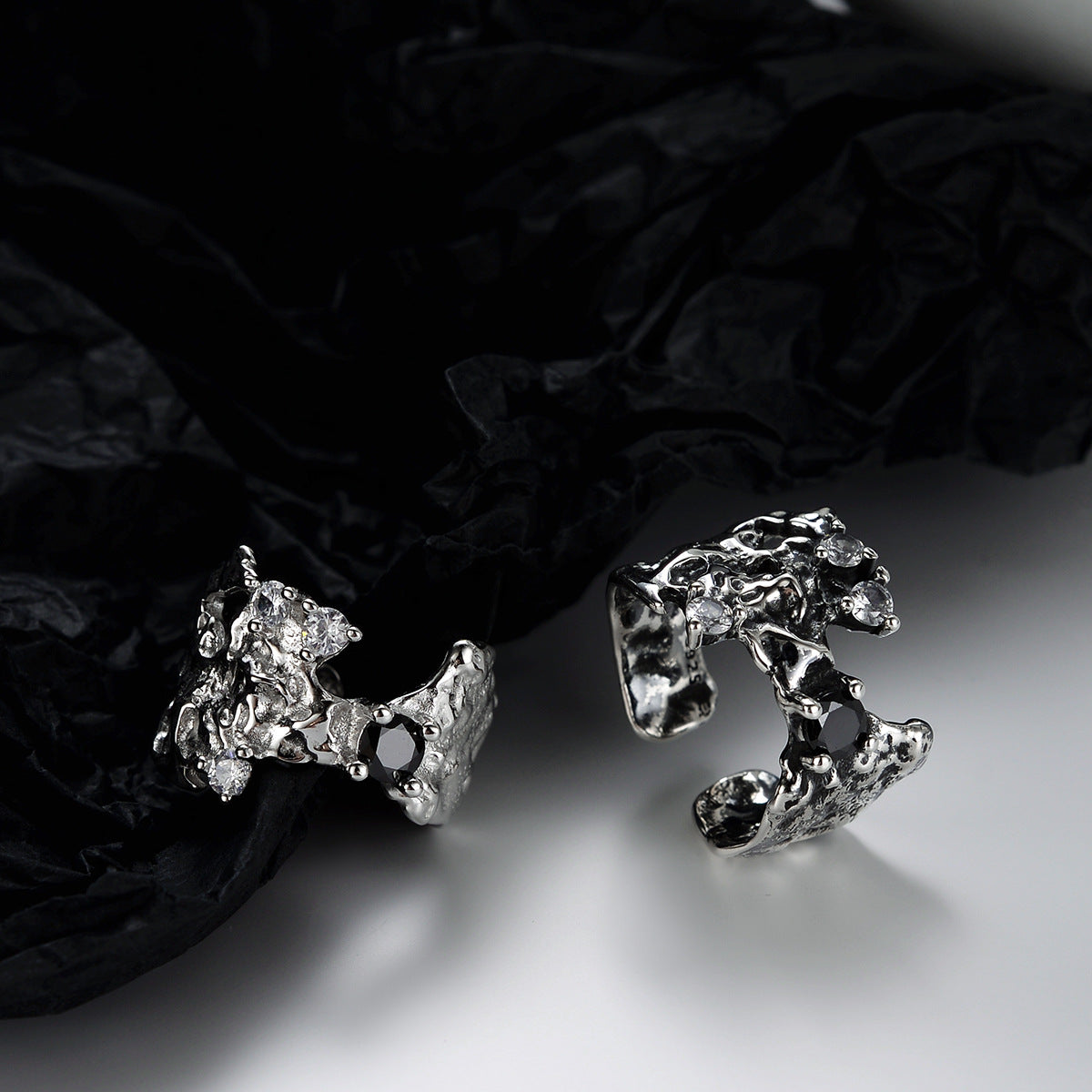 Molten Skull Ring